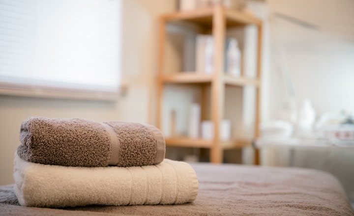 Beauty By Jess - Inside The Salon (Fleet Beauty Room)